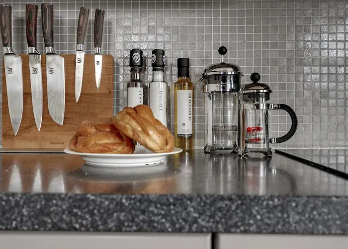 Center I Stargaze With Telescope Tromsø