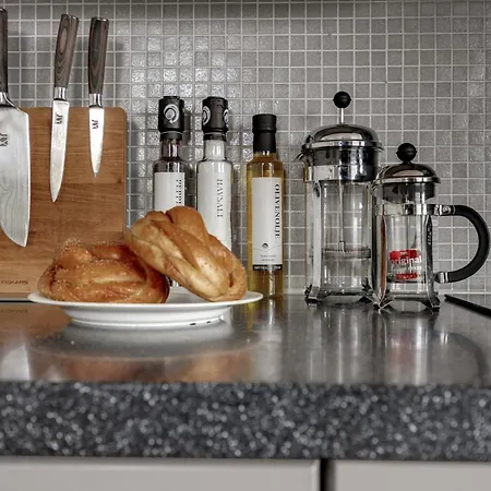 Center I Stargaze With Telescope Tromsø